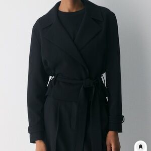 Aritzia Postage trench coat never worn